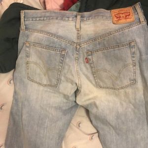 Levi’s pants womens